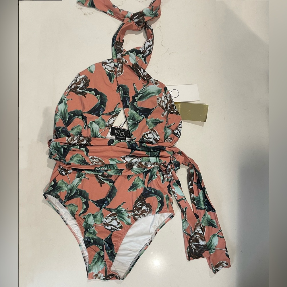 Patbo Botanica Print one piece